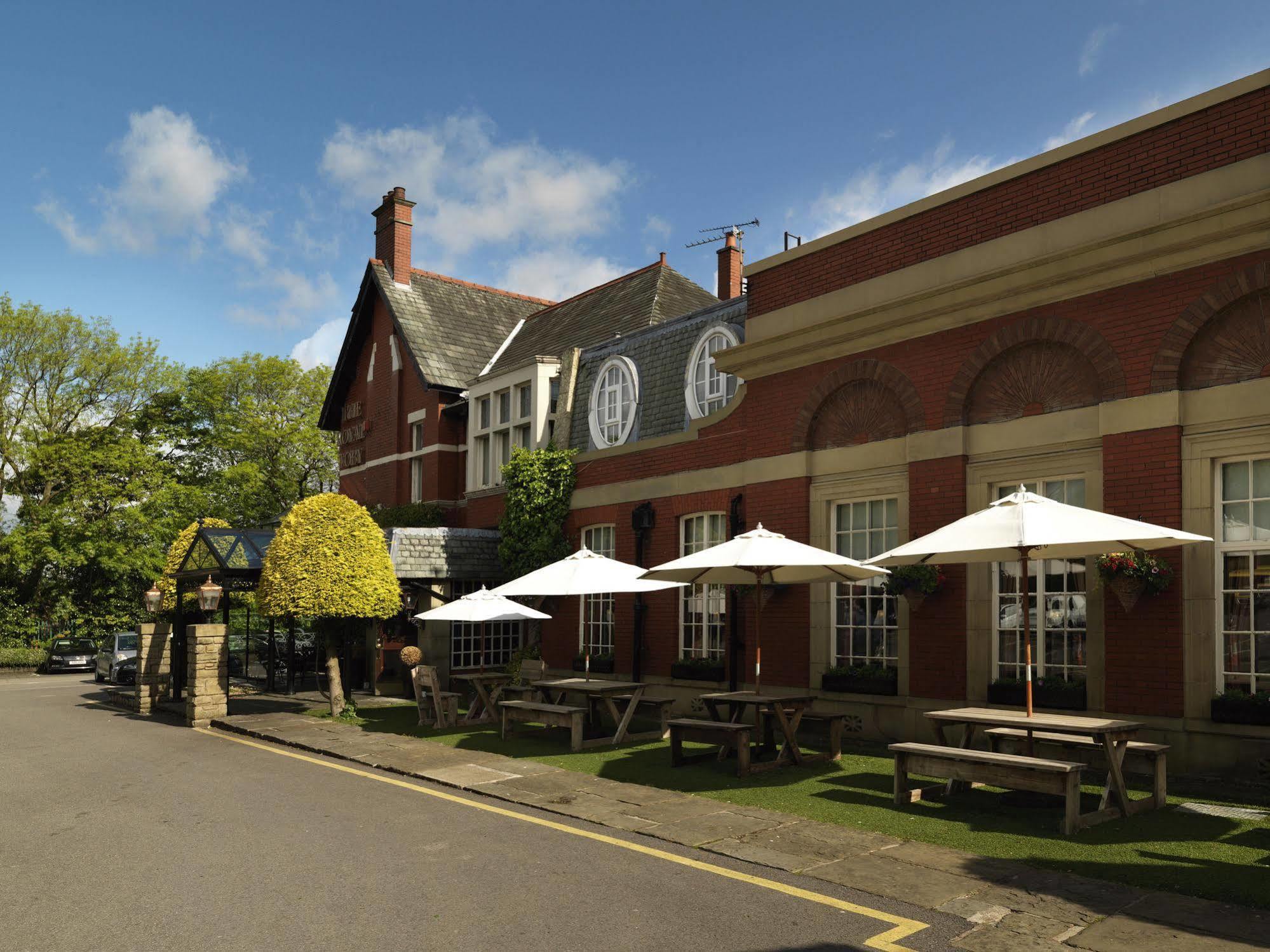 The Royal Toby Hotel Rochdale Zewnętrze zdjęcie