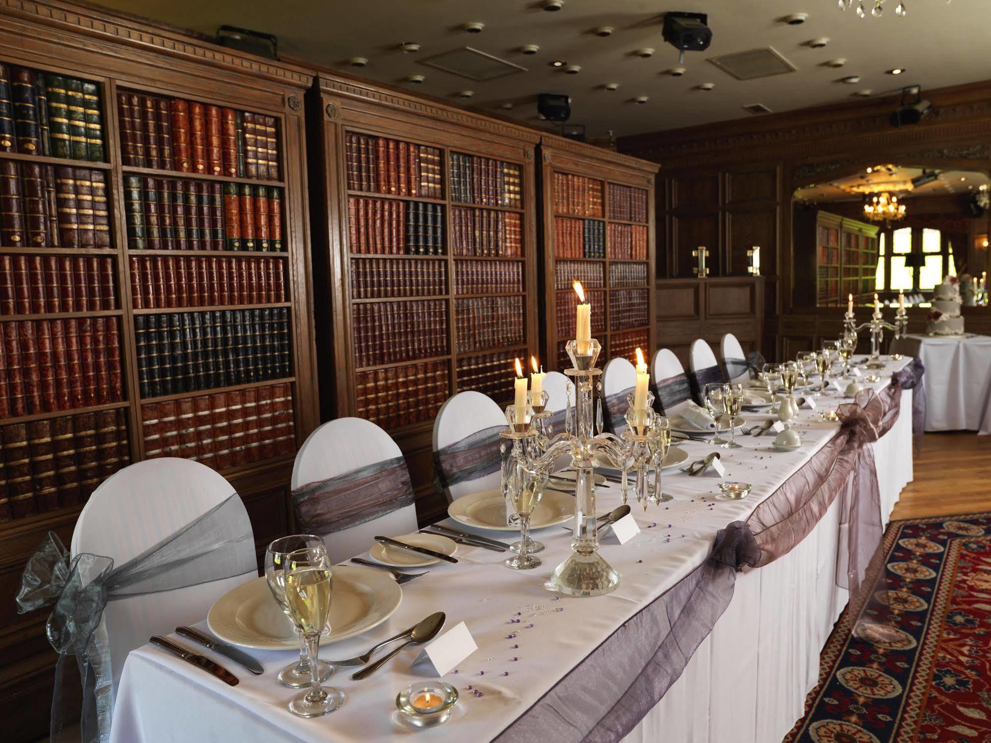 The Royal Toby Hotel Rochdale Zewnętrze zdjęcie